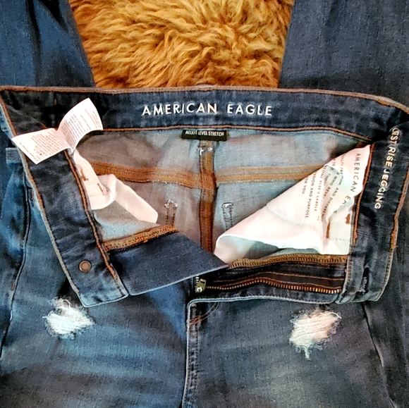 American Eagle Next Level Stretch 4 - Picture 4 of 5